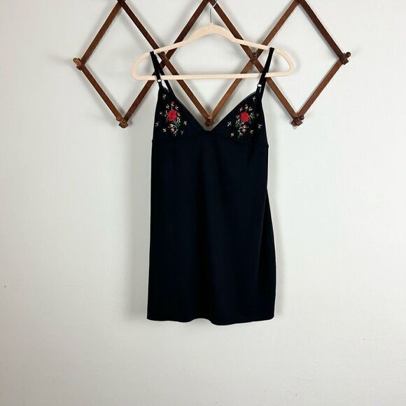 VINTAGE Embroidered Nightie Black Red Size Small EUC O476 - Picture 1 of 6